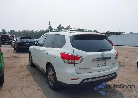 2014 Nissan Pathfinder Sl z USA, uszkodzony, nr VIN 5N1AR2MM8EC731022